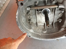 Load image into Gallery viewer, Bus Box Kombi Gearbox 3 Rib Code: CA 1968-71