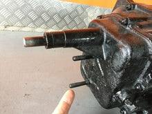 Load image into Gallery viewer, Bus Box Kombi Gearbox 3 Rib Code: CA 1968-71