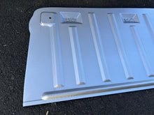 Load image into Gallery viewer, Front Panel Cargo Bed Type 2 Single Cab 52-79