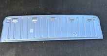 Load image into Gallery viewer, Front Panel Cargo Bed Type 2 Single Cab 52-79