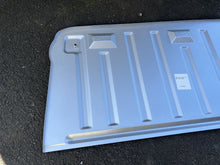 Load image into Gallery viewer, Front Panel Cargo Bed Type 2 Single Cab 52-79