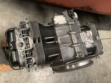 Load image into Gallery viewer, Engine Reconditioned 1641cc Single Port  0904867