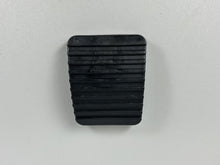 Load image into Gallery viewer, Pedal Rubber Pad Beetle Ghia Kombi Type 3 Each