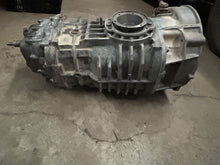Load image into Gallery viewer, Bus Box Kombi Gearbox 5 Rib 1800 Code: CM05065