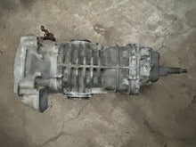 Load image into Gallery viewer, Bus Box Kombi Gearbox 5 Rib 1800 Code: CM05065