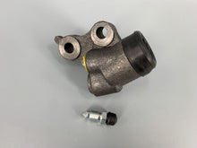 Load image into Gallery viewer, Wheel Cylinder Type 2 Front Left 1954-1963 Econ