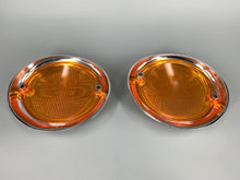 Load image into Gallery viewer, Indicator Turn Signal Lens Amber Fried Egg Type 2 Kombi 1963-67 Pair