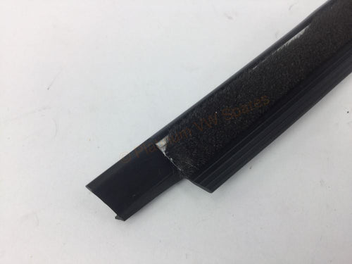 Scraper Inside Door Right With 7 Clips Beetle 1965-1967