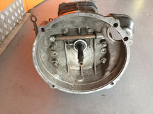 Load image into Gallery viewer, Bus Box Kombi Gearbox 3 Rib Code: CA 1968-71
